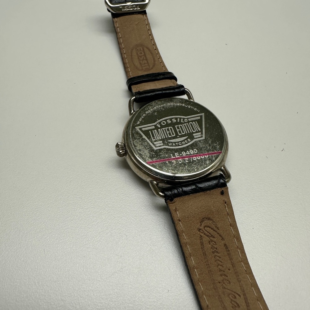 Limited Edition Fossil News Boy Leather Watch - Picture 3 of 5